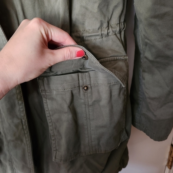 EUC Banana Republic Anorak Jacket in Green, Size S - Picture 5 of 16